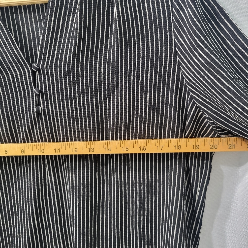 Adriana Papell Printed Crepe Black and White Striped Long Sleeve Blouse Size L - Picture 7 of 14